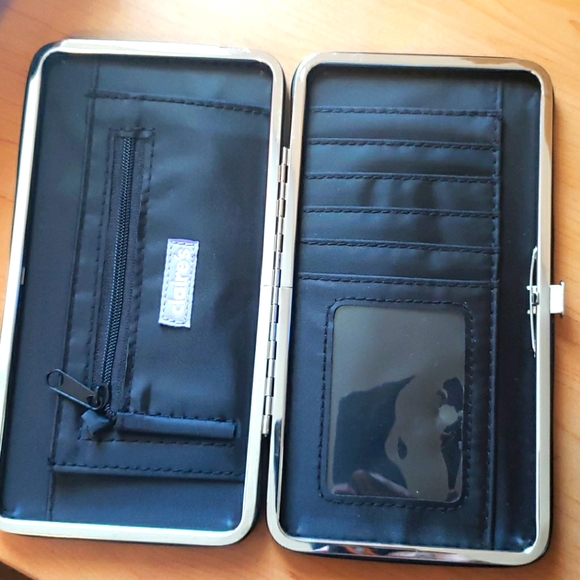 Wallets - Picture 2 of 3